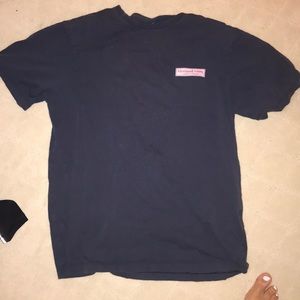 vineyard vines t shirt size s